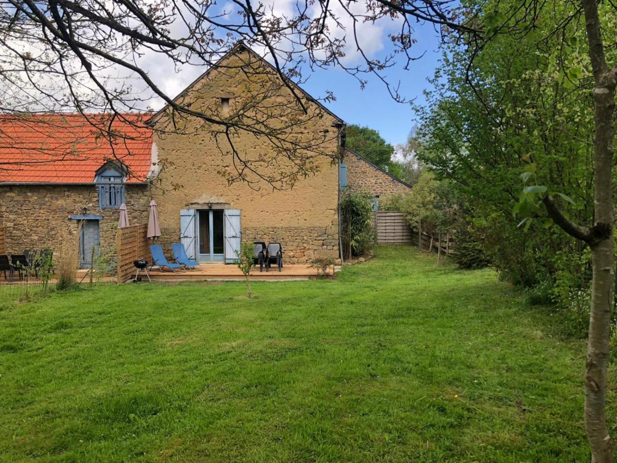 Gites De La Touche Aux Pourvoirs Combourg Exteriér fotografie