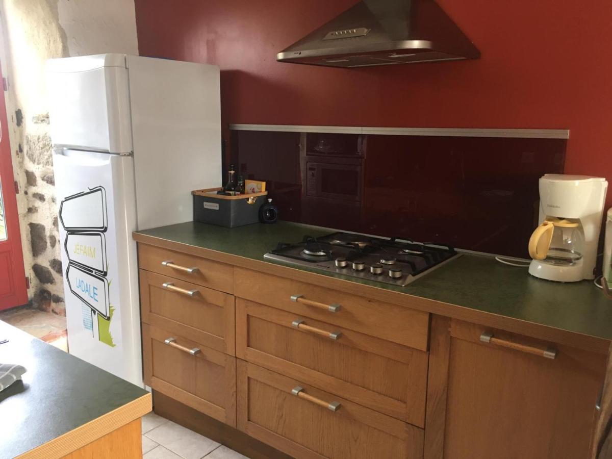 Gites De La Touche Aux Pourvoirs Combourg Exteriér fotografie