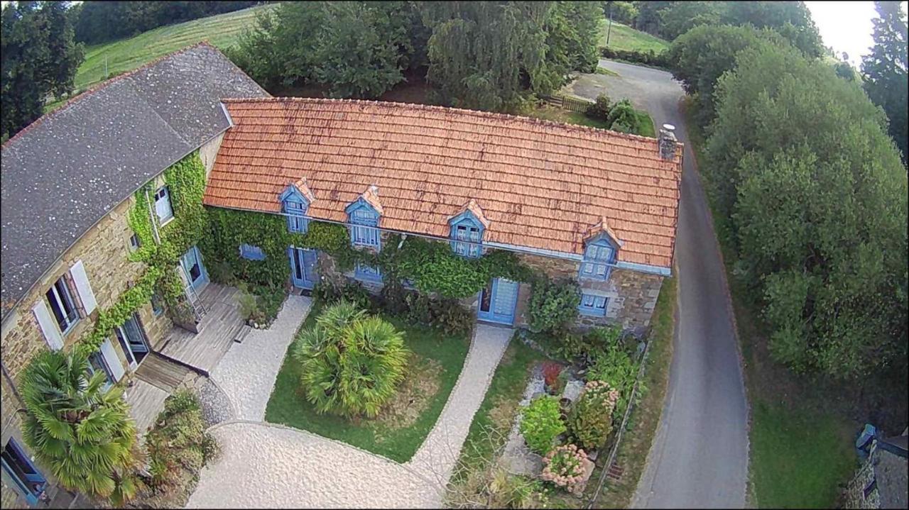 Gites De La Touche Aux Pourvoirs Combourg Exteriér fotografie